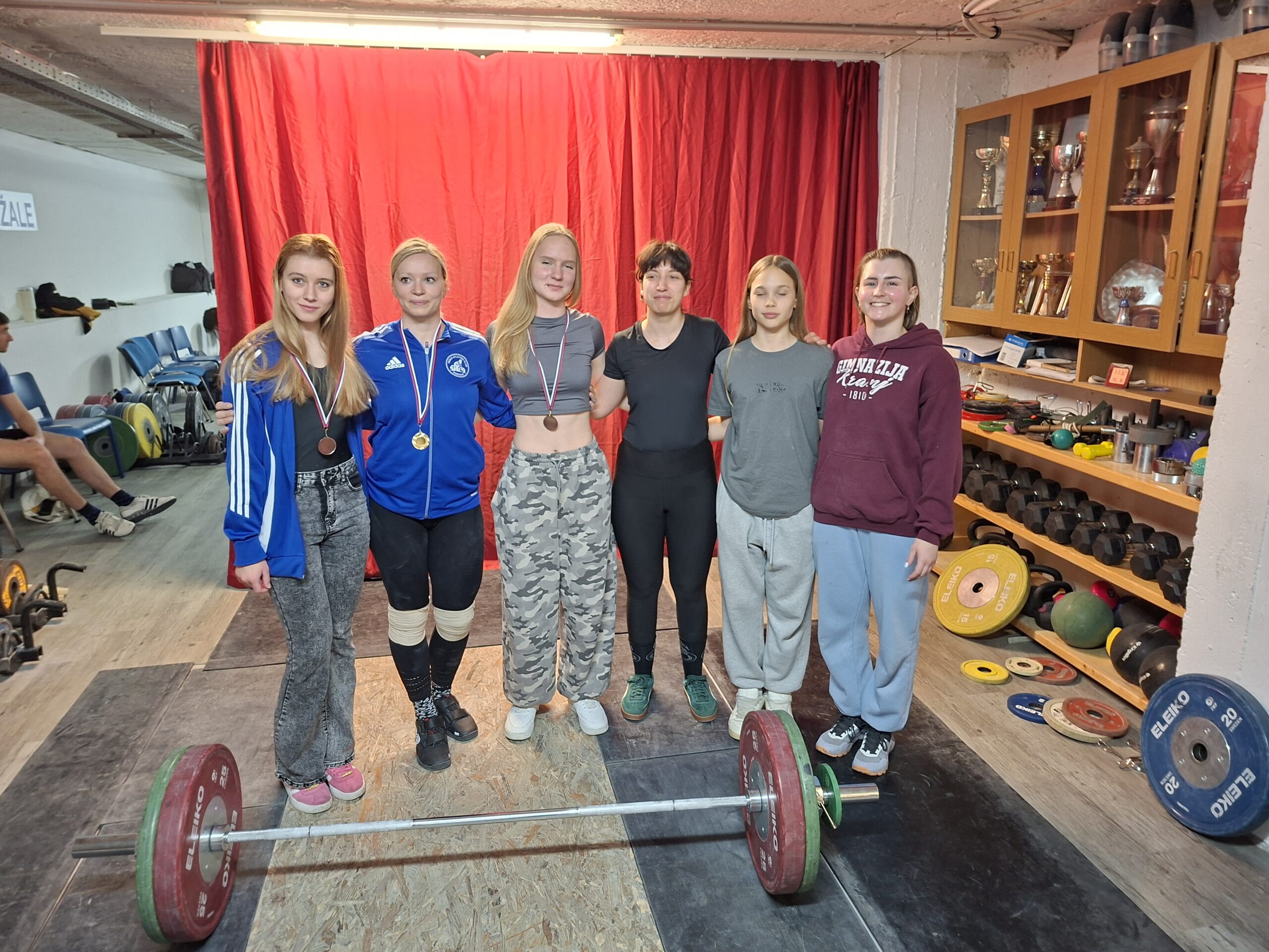 Petra Pavlič in Sara Žnidaršič in Staša Dečman